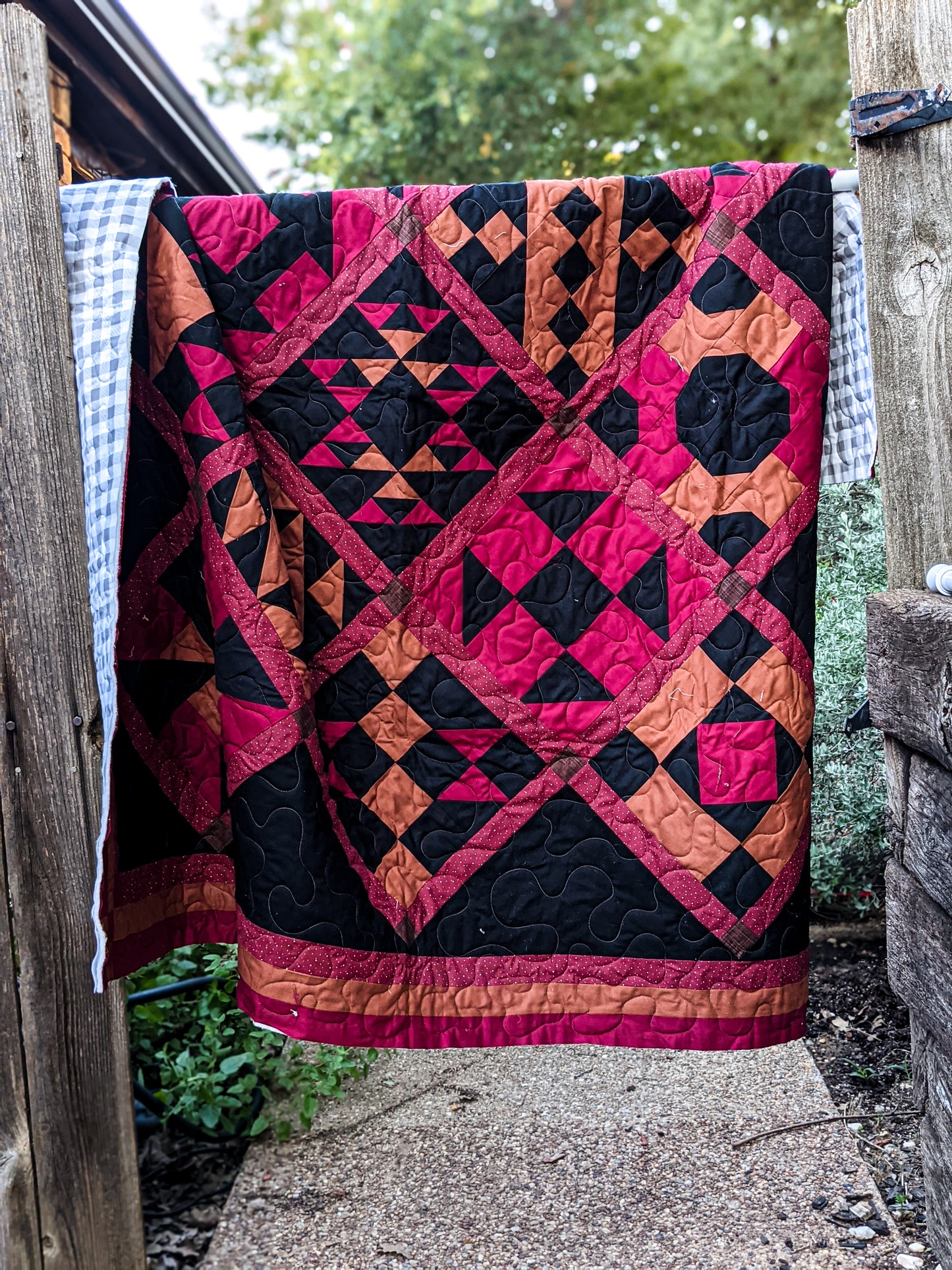 Heirloom Three Color Throw Quilt